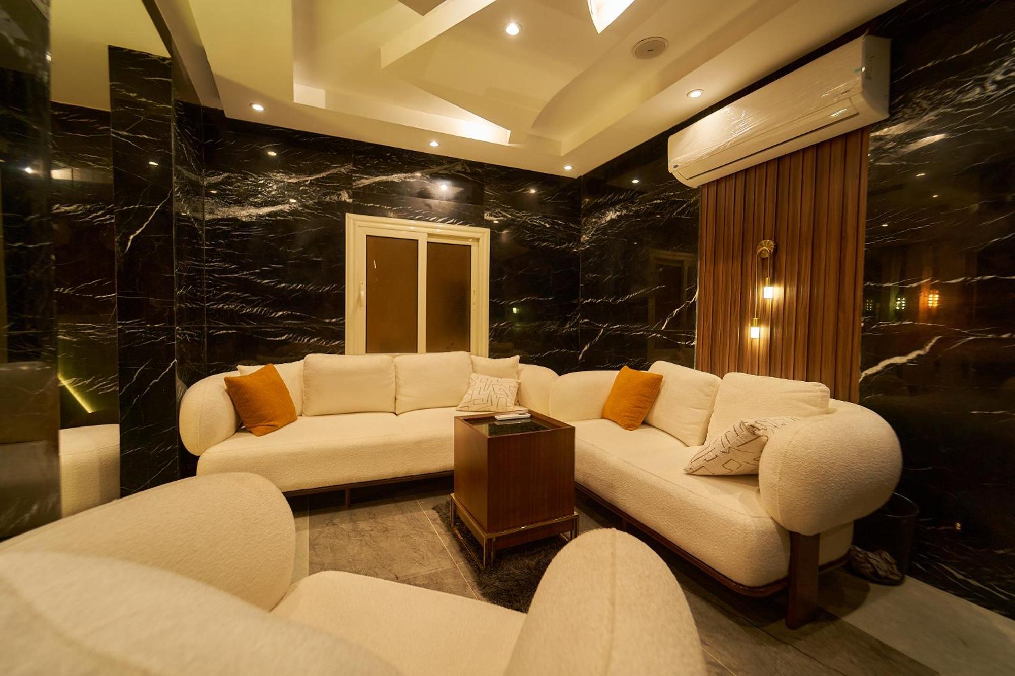 Crown Pyramids View Hotel Giza 外观 照片