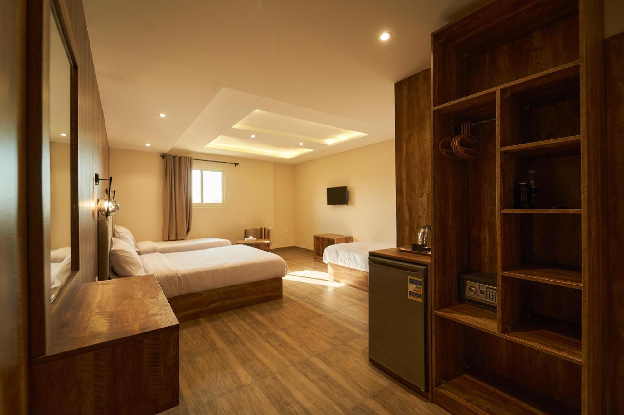 Crown Pyramids View Hotel Giza 外观 照片