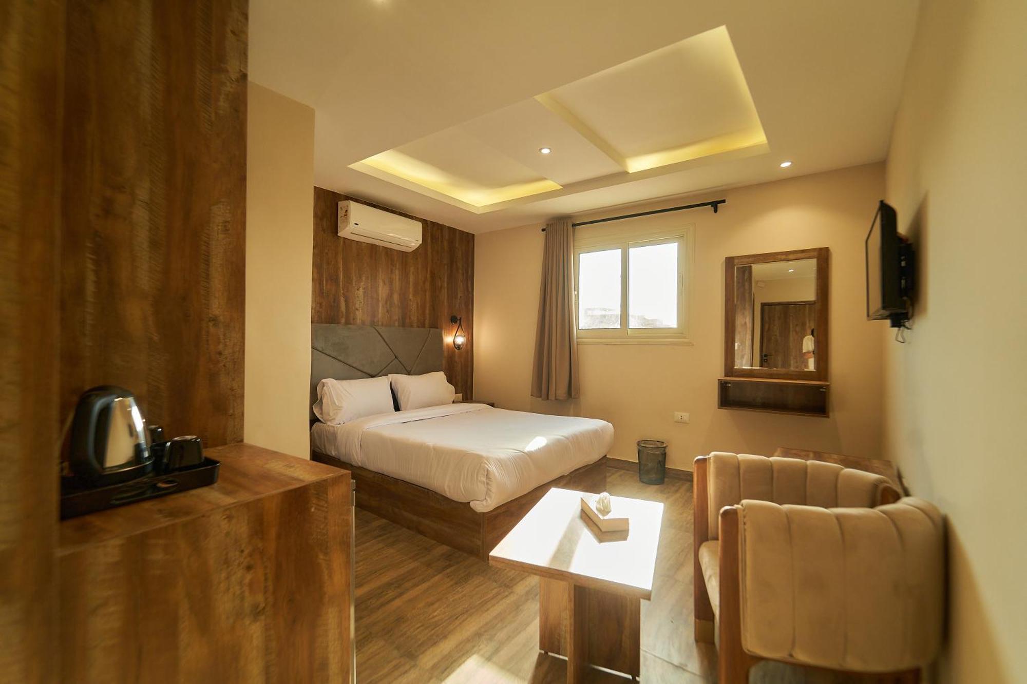 Crown Pyramids View Hotel Giza 外观 照片