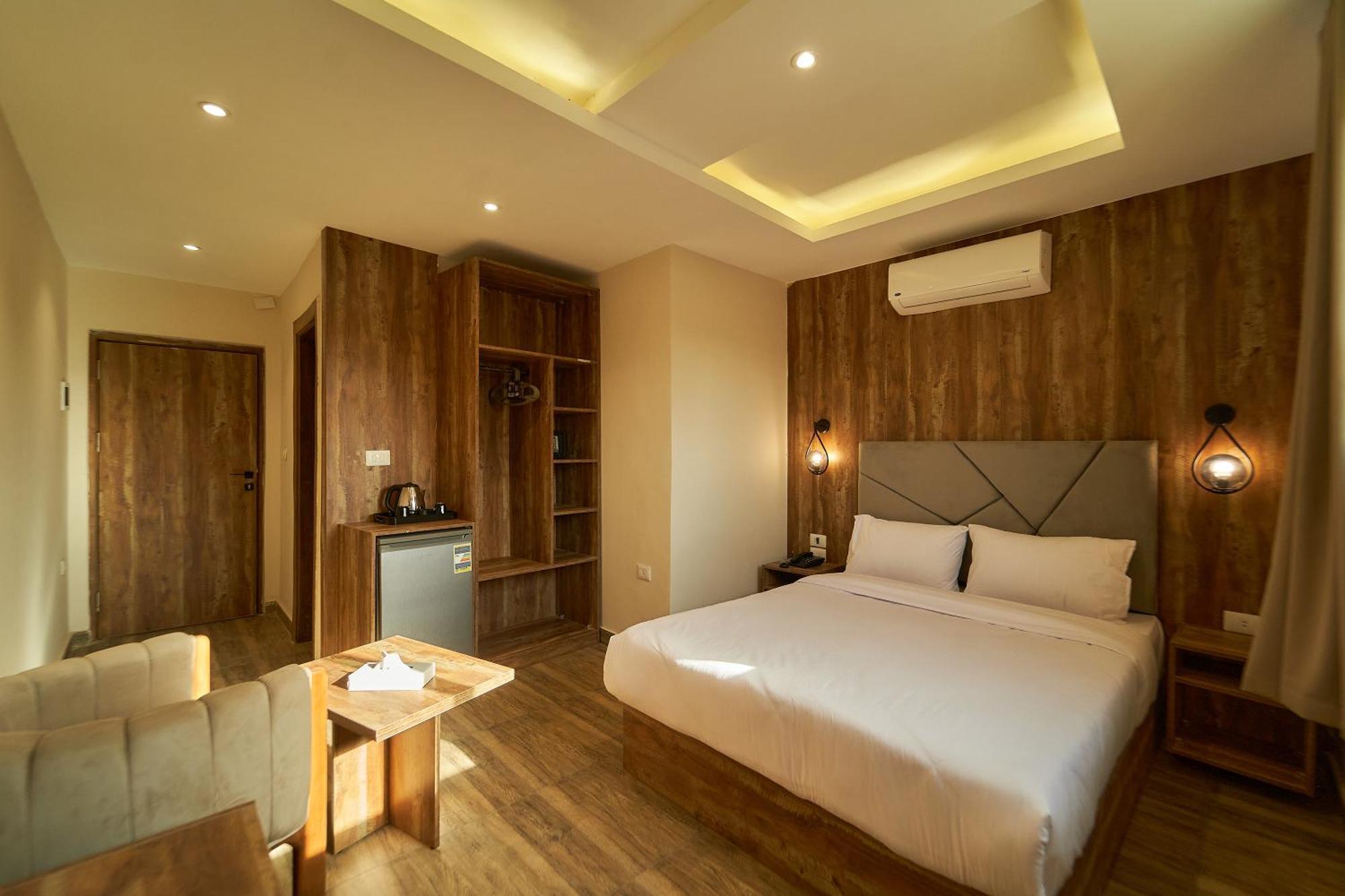 Crown Pyramids View Hotel Giza 外观 照片