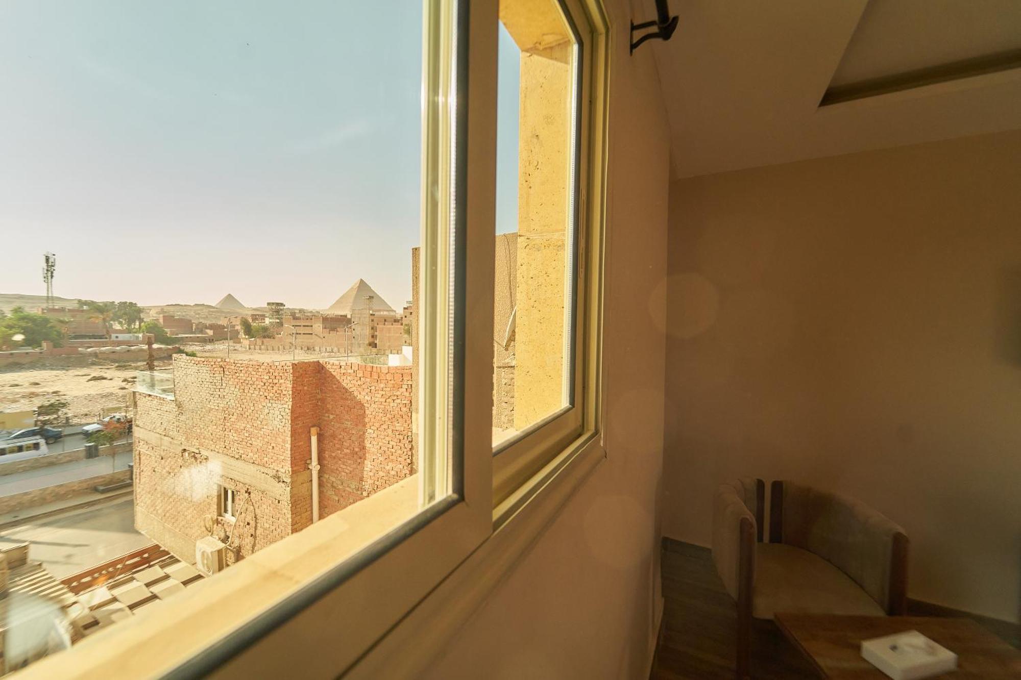 Crown Pyramids View Hotel Giza 外观 照片